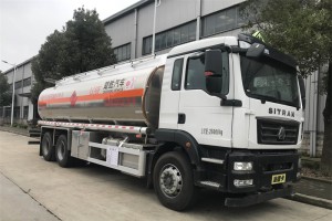 Sinotruk Sitrak 6X4 23.1 cbm Oil Transport Vehicle