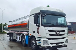 FOTON 8X4 30.3m³ Oil Delivery Truck 