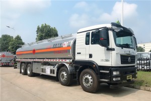 Sinotruk Sitrak 8X4 25.6m³ Fuel Tanker Truck