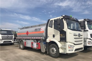 Jiefang 10 Tons Oil Tank Truck, 4X2 Refueling Truck