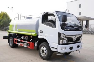 Dongfeng F6 4x2 5m³ water truck