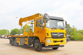 Tri-Ring 6X2 wrecker truck with crane