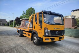 Sinotruk HOWO one drive two wrecker truck