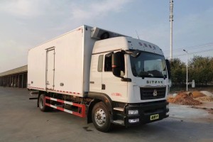 Sinotruk Sitrak 6.8m Refrigerated truck 