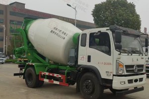 Dongfeng 7 cbm concrete mixer truck