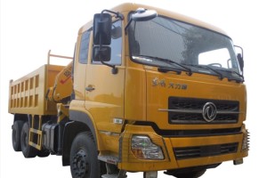 Dongfeng 30 Ton Dump Truck With Crane