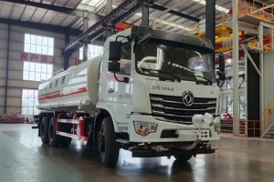 6X4 Dongfeng 20m³ water truck
