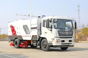 Dongfeng 4X2 Road Pollution Removal Vehicle