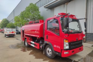 Sinotruk HOWO 6m³ fire sprinkler truck