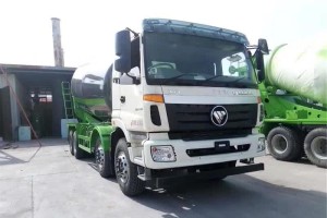 Foton Auman lightweight 12-14m³ mixer truck